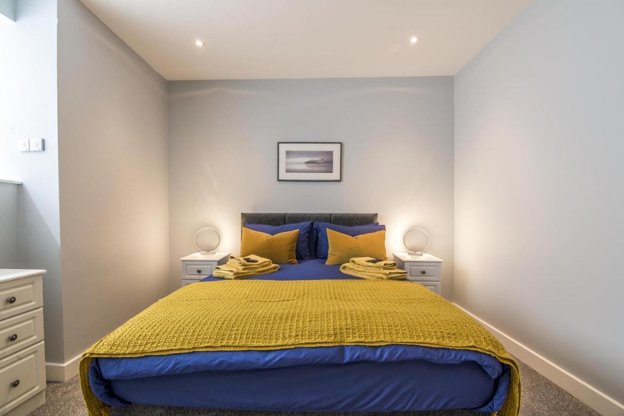 Tipyn O Haul - 1 Bedroom Apartment - Tenby Exteriör bild