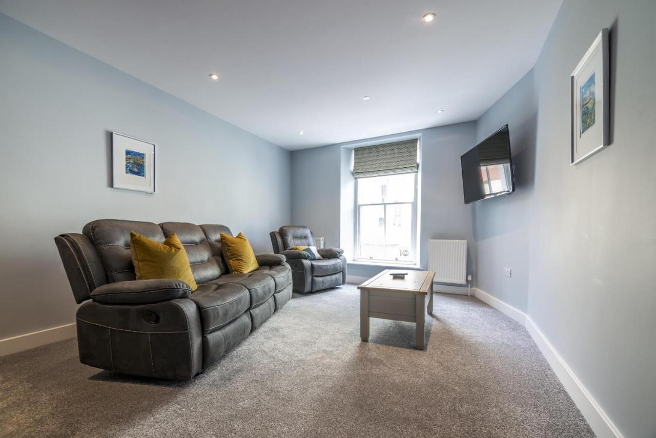 Tipyn O Haul - 1 Bedroom Apartment - Tenby Exteriör bild