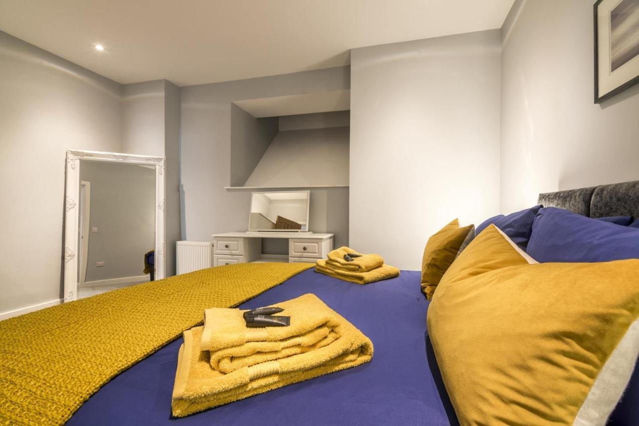 Tipyn O Haul - 1 Bedroom Apartment - Tenby Exteriör bild